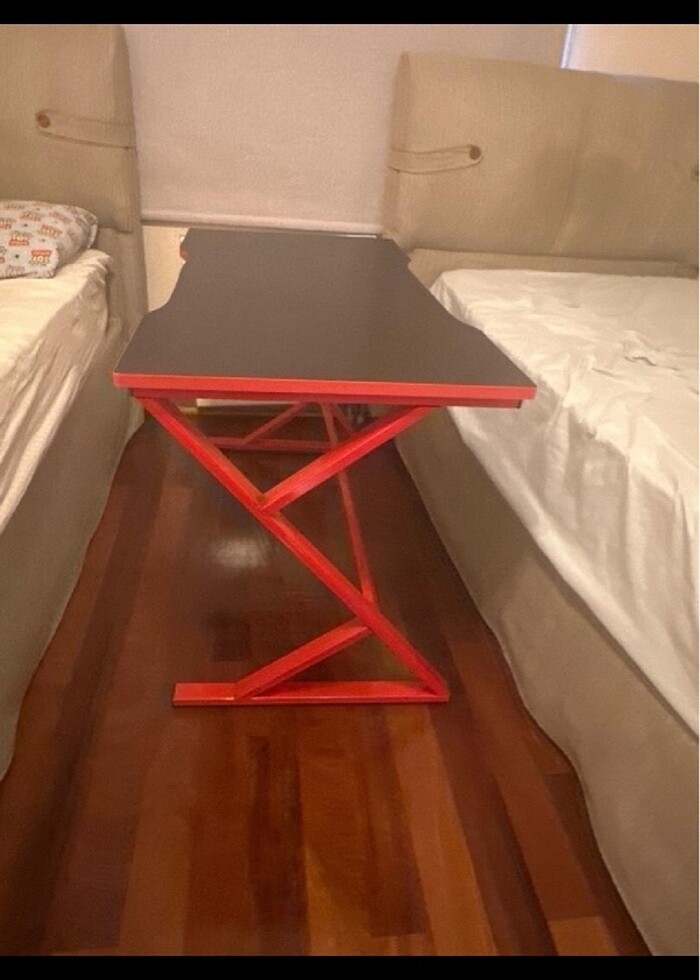 Oyuncu masası - Görsel 3