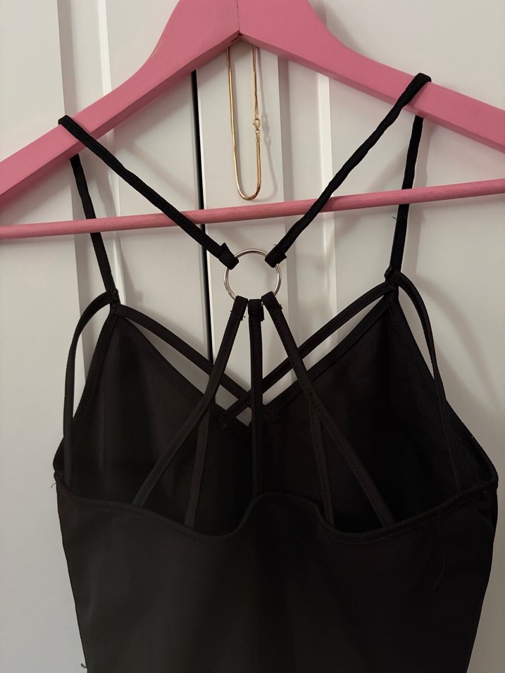 Siyah İnce Askılı Bluz - Görsel 5