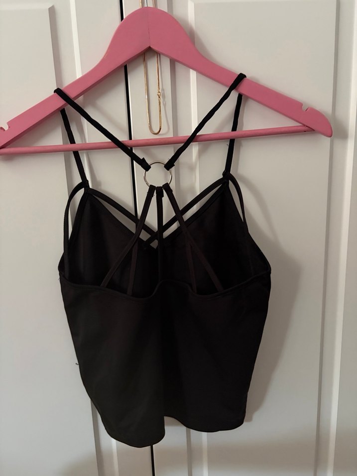 Siyah İnce Askılı Bluz - Görsel 4