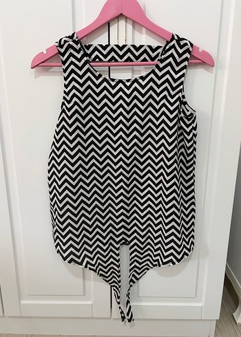 Siyah Zebra Desenli Kolsuz Bluz - Görsel 3