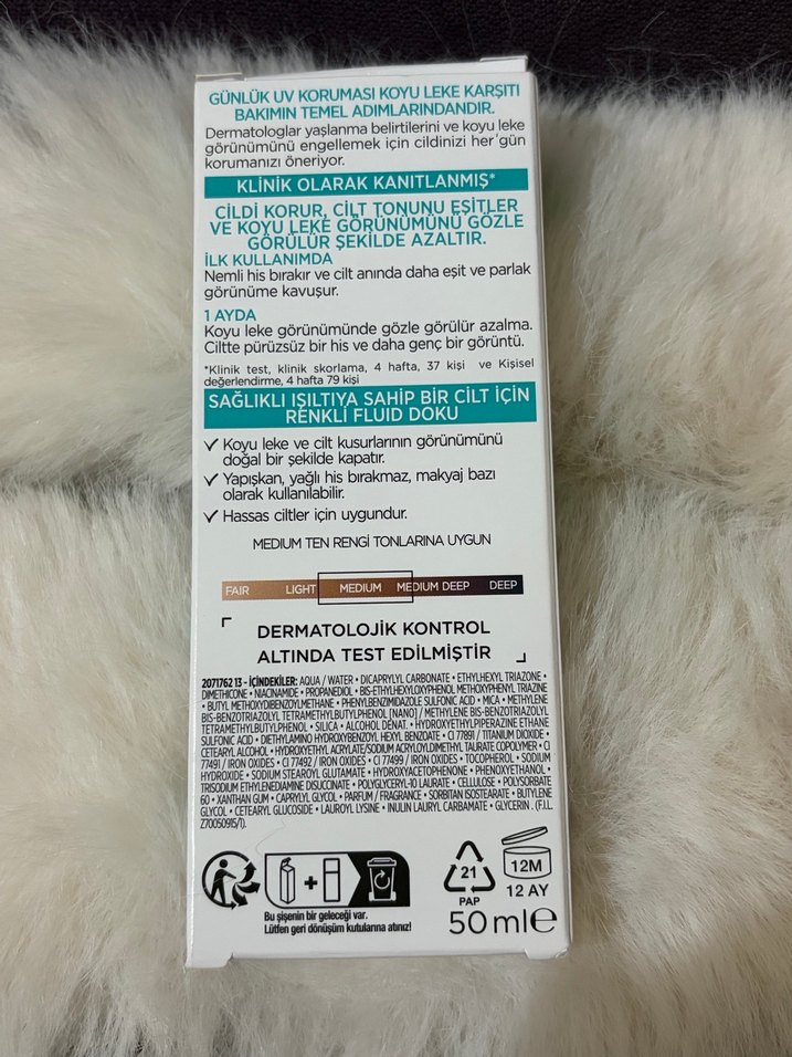 L'Oréal Bright Reveal SPF 50 Güneş Koruyucu Krem - Görsel 2