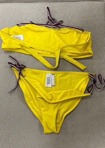 42 Beden Tommy Hilfiger Sarı Bikini Takımı
