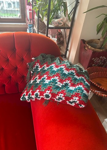 Yılbaşı temali Renkli Örgü Desenli Battaniye - Görsel 3