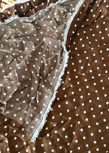 Kahverengi Puantiyeli Parlak kumaş - Görsel 3