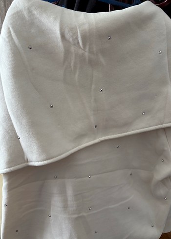 Beyaz Düğmeli Uzun Kollu Tişört - Görsel 2