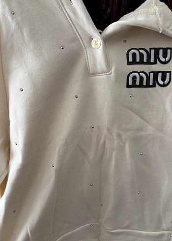 Miu Miu m