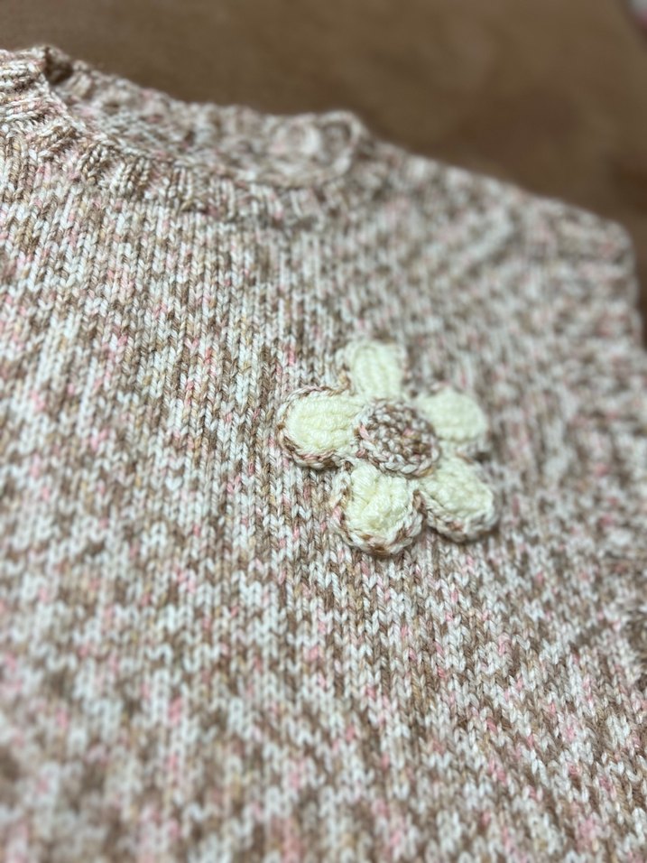 Kız Çocuk Bej Nakışlı Örgü Panço - Görsel 2