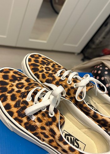 Vans Vans Marka Kahverengi Leopar Desenli Kadın Spor Ayakkabı