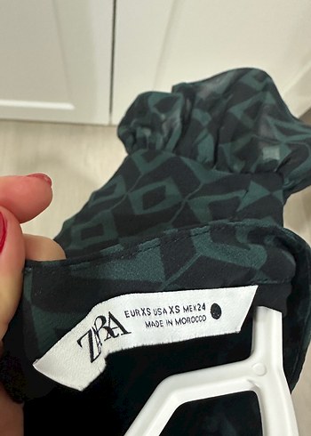 Zara desenli kısa elbise - Görsel 3