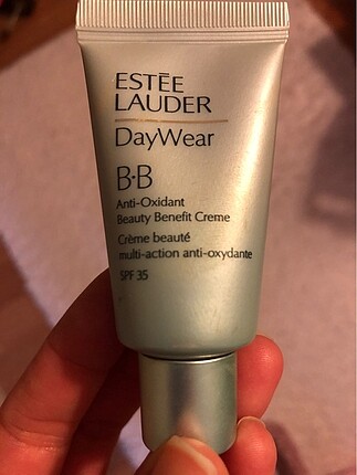 Estee lauder bb krem