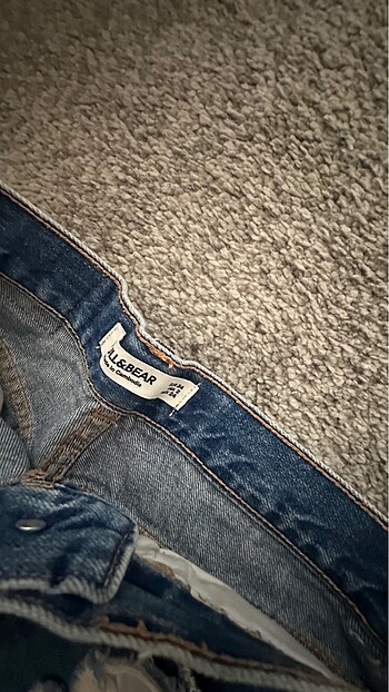 xs Beden Pull and bear şort