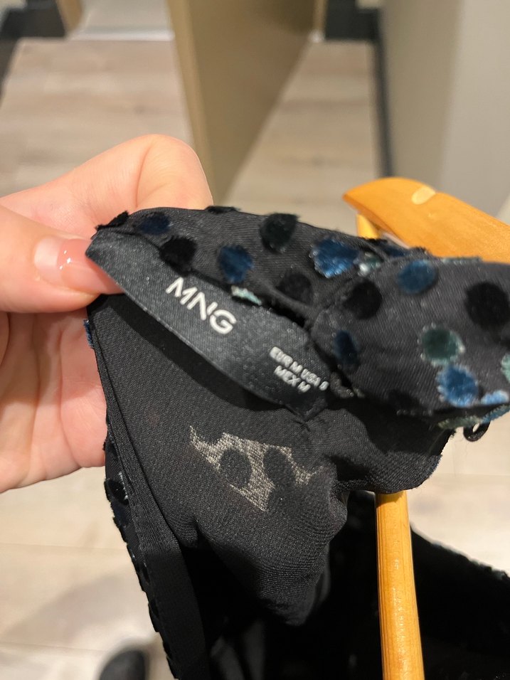 Siyah Yılan Desenli Uzun V Yaka Elbise - Görsel 3