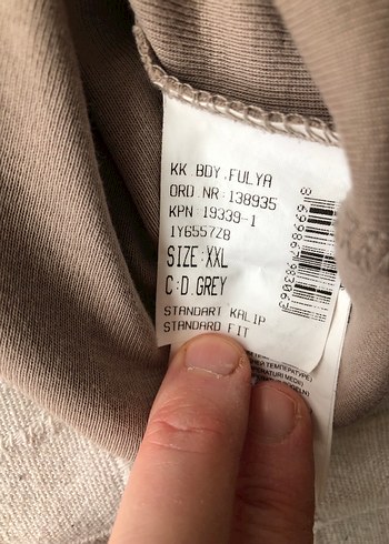 Bej V Yaka Keten Kadın Tişört - Görsel 3