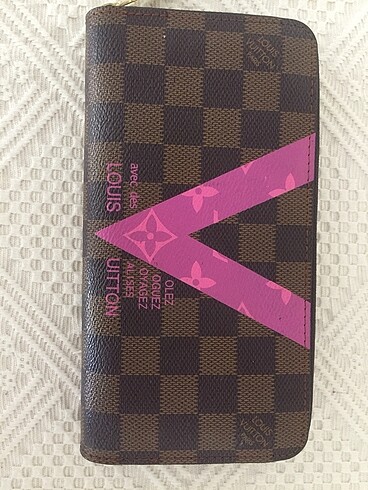 Louis Vuitton bayan cüzdan