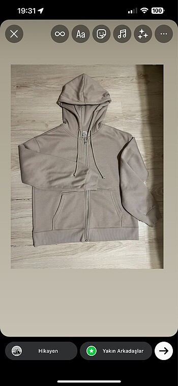 Sweatshirt kapşonlu