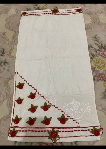 Nakışlı Beyaz Havlu - Görsel 11