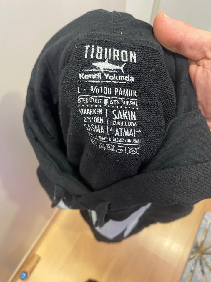 Siyah Baskılı TIBURON - Görsel 2