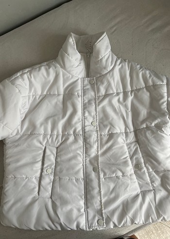 LC Waikiki Düğmeli Beyaz Kadın Kışlık Mont