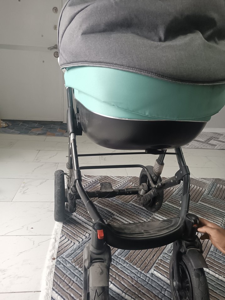 Gri Bebek Arabası - Görsel 4
