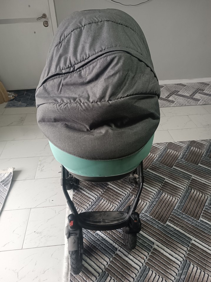 Gri Bebek Arabası - Görsel 3