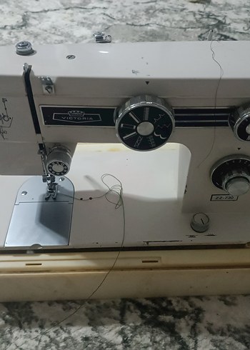 Victoria Gri Dikiş Makinesi
