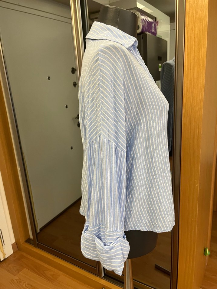 Zara Mavi Çizgili Oversize Gömlek - Görsel 2