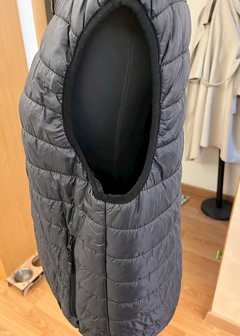 LCW Dik Yaka Erkek Şişme Yelek - Görsel 3