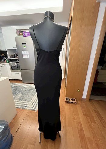 Bershka Siyah V Yaka Uzun Askılı Elbise - Görsel 2