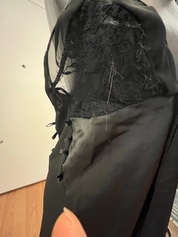 Siyah Saten Gecelik - Görsel 4