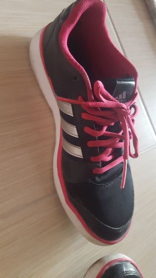 Adidas orjinal spor ayakkabı