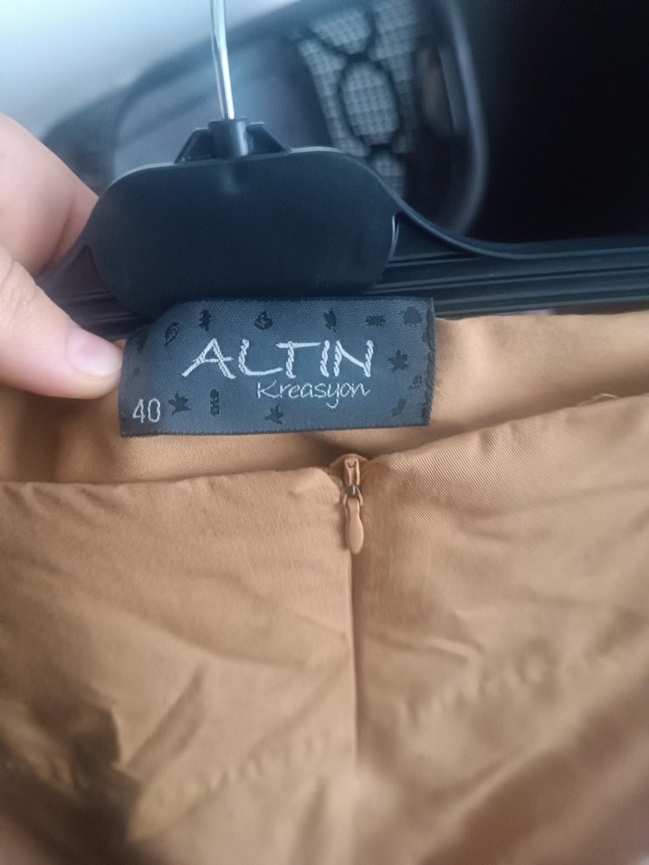 Bej Pileli Uzun Keten Etek - Görsel 3