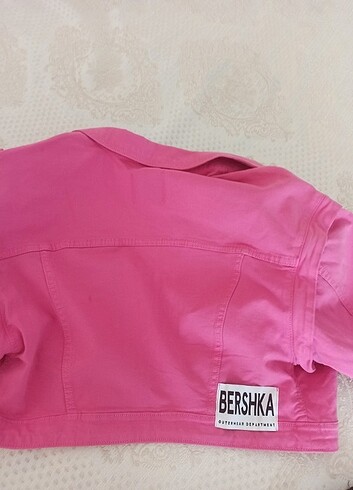 26 Beden Bershka crop ceket