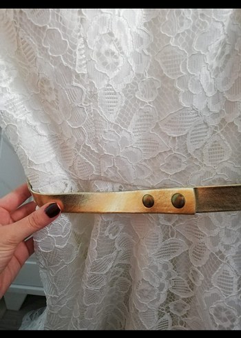 Diğer Dantel İşlemeli güpürlü kısa beyaz elbise