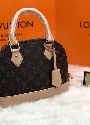 Louis Vuitton Louis vuitton 