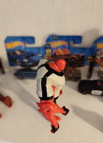  Beden Renk BEN10 DÖRT KOL