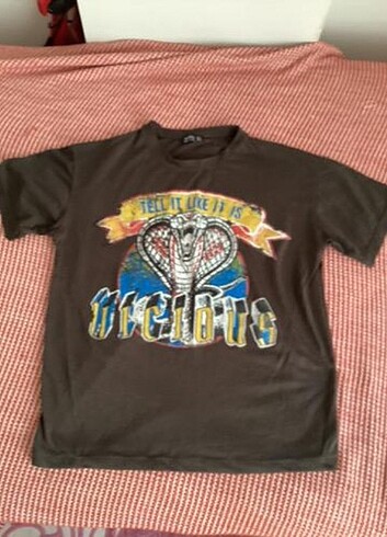 Indie T-shirt