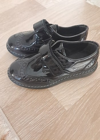 polaris Siyah Parlak Tokalı Erkek Çocuk Ayakkabısı 29 numara - Görsel 6