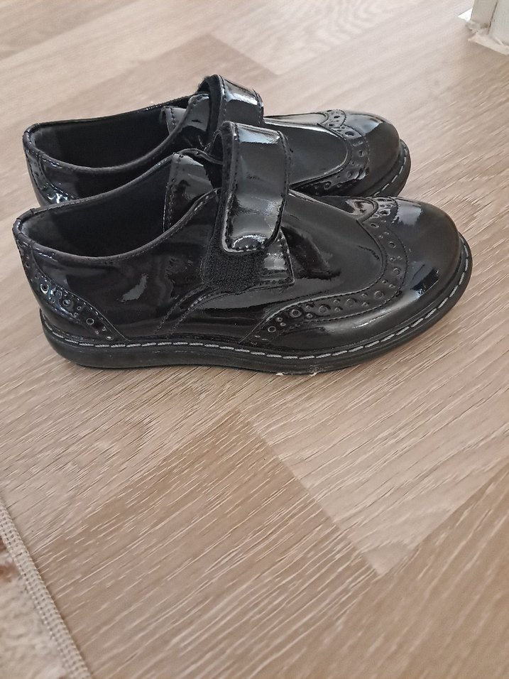 polaris Siyah Parlak Tokalı Erkek Çocuk Ayakkabısı 29 numara - Görsel 2