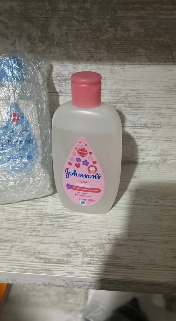 Johnson's Bebek Şampuanı 200ml - Görsel 2