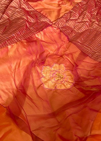 Parlak Kırmızı Yatak Örtüsü - Görsel 4