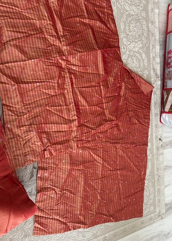 Parlak Kırmızı Yatak Örtüsü - Görsel 7