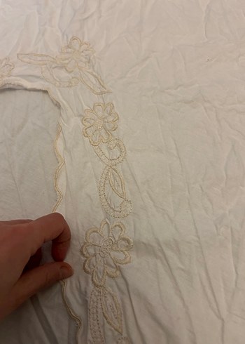 Ortası Nakışlı Nevresimler - Görsel 11