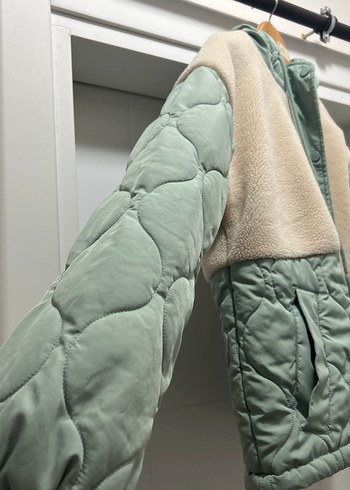 Kapüşonlu Kısa Kadın Mont - - Görsel 2