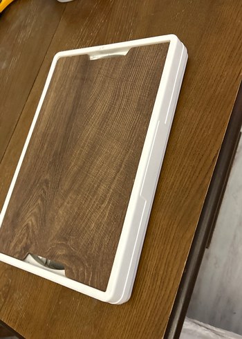 Beyaz katlanabilir masa ve depolama alanı - Görsel 3