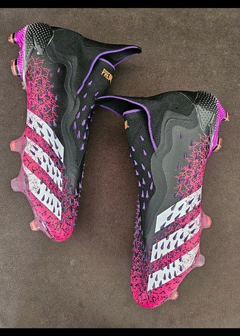 42 Beden mor Renk Adidas Prededör tertemiz ve aşırı derecede kalitelidir