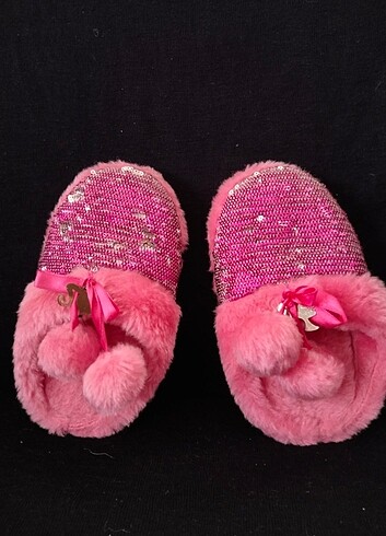 Barbie Orjinal Barbie peluş terlik