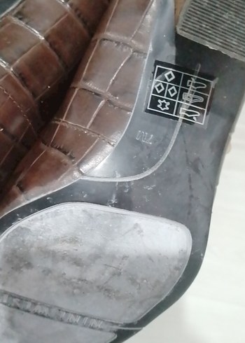 Kahverengi Deri Kadın Klasik Topuklu Ayakkabı - Görsel 9