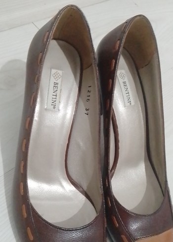 Kahverengi Deri Tokalı Klasik Topuklu Ayakkabı - Görsel 3