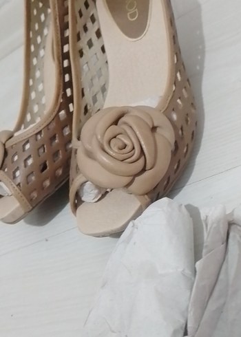 Bej Dolgu Topuklu Kadın Abiye Ayakkabı - Görsel 9