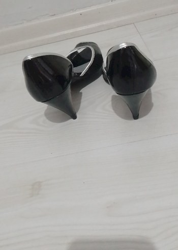 Gri Puanlı Siyah Stiletto Kadın Ayakkabı - Görsel 5